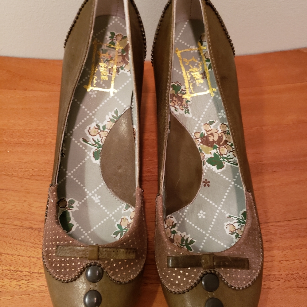 Miss L Fire Olive Green Button Heels Cottagecore - Picture 2 of 6